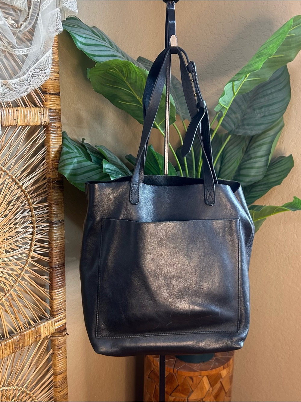 Madewell genuine leather tote bag in black with long adjustable strap